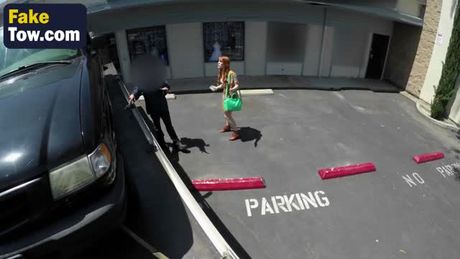 Car towed redhead blowjob sucking oral big dick