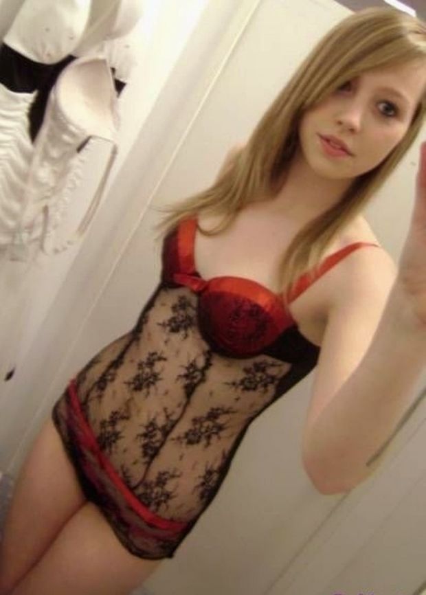 Gorgeous babe