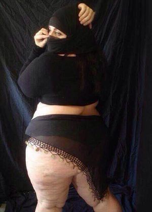 Arab BBW