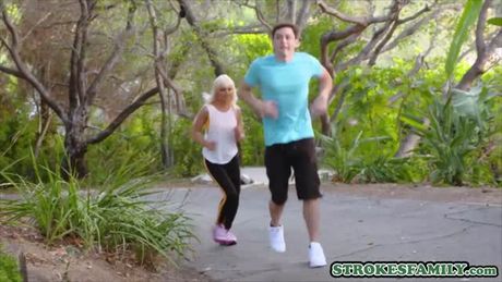 Dude fucks his horny blonde stepmom after jogging