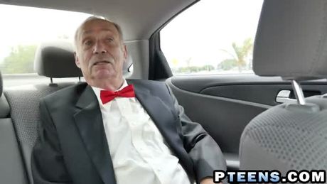 Skinny short hair teen blowjob older big dongs