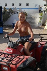 Horny Tourist gone wild in Egypt