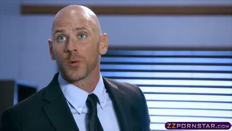 New chick in the office named Lauren Phillips satisfies boss