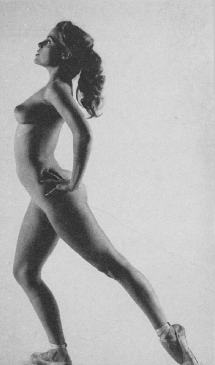 aestheticdivision:
Diane Webber
figure studies