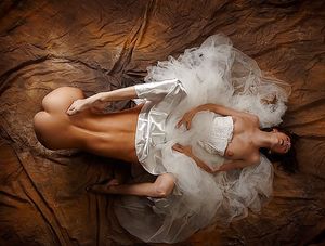 It was no mistake that she kept calling her "best maid" and not "maid of honor".