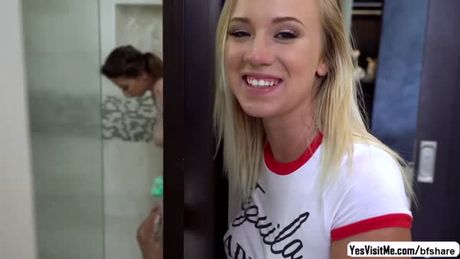 Bailey Brooke takes showers when blonde Ivy Rose arrives and catches a horny guy sneaking on Bailey.