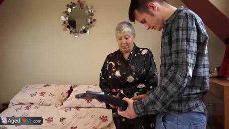 AgedLovE Granny Savana Hardcore