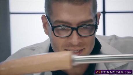 Cute ebony tries the newest fucking machine with a big dildo