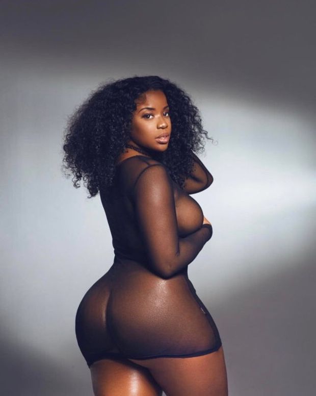 Thick babe
