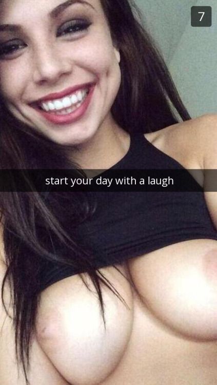 Cute Teen Flashes Tits on Snap