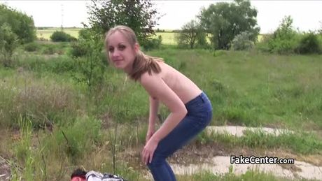 Hony agent banging in public