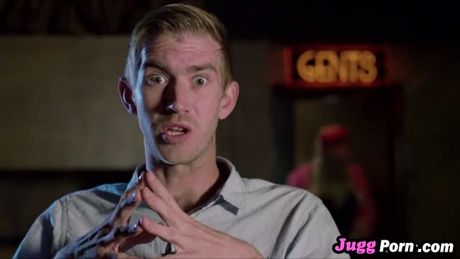 Sexy Blonde Viola Bailey in Life On The Road