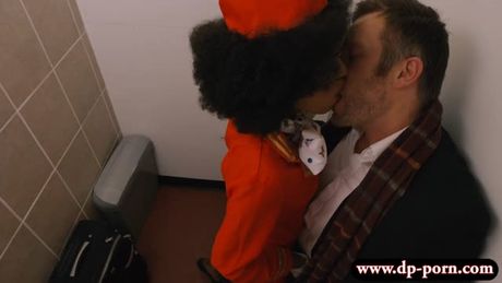 Tight ebony stewardess Luna Corazon banged in toilet room