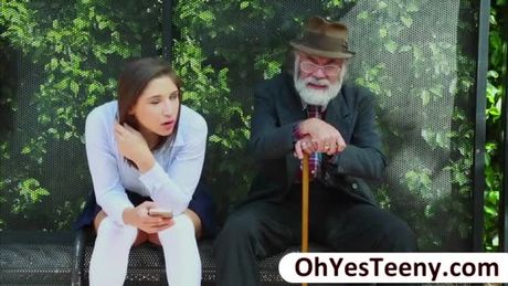 College Abella is witing for her bus. A stranger guy has sexual intent to her. He shows his huge cock then Abella gives him a blowjob.