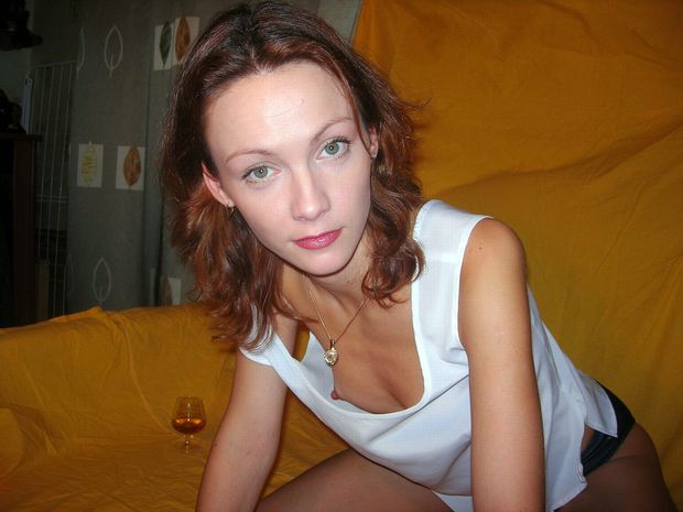 downblouse