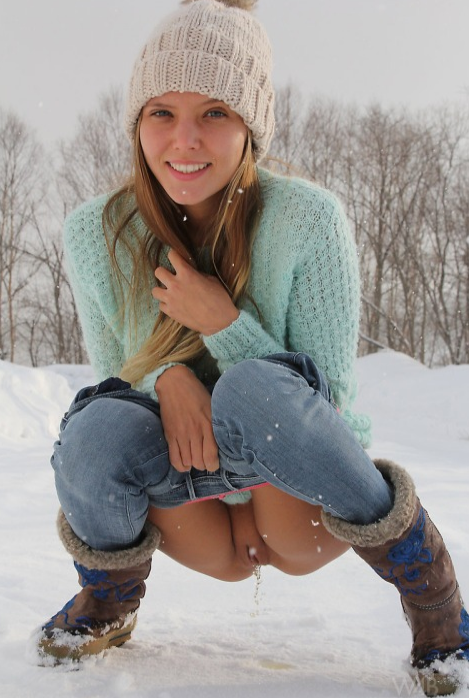 pissing in the snow