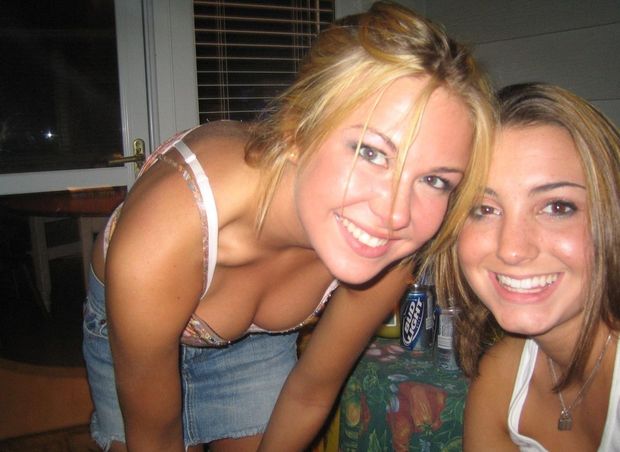 Amature - Cleavage