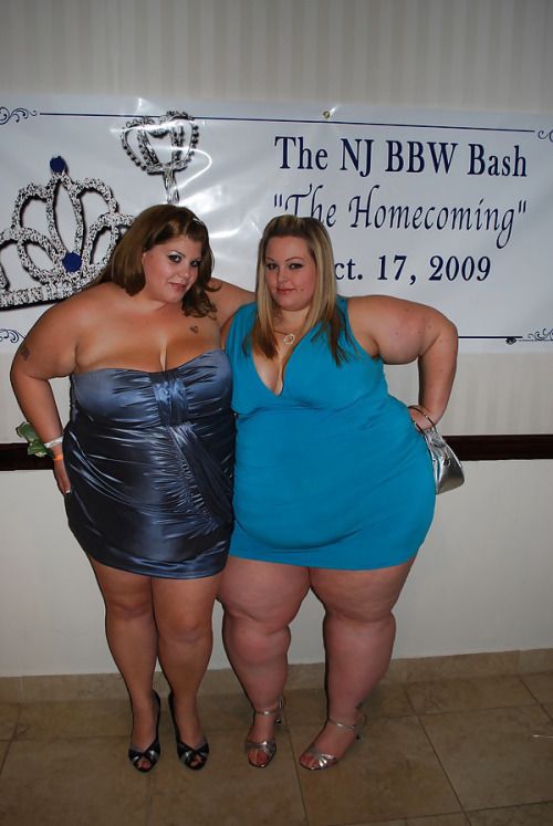Two BBW's in Sexy dresses