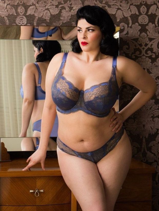 chubby brunette
