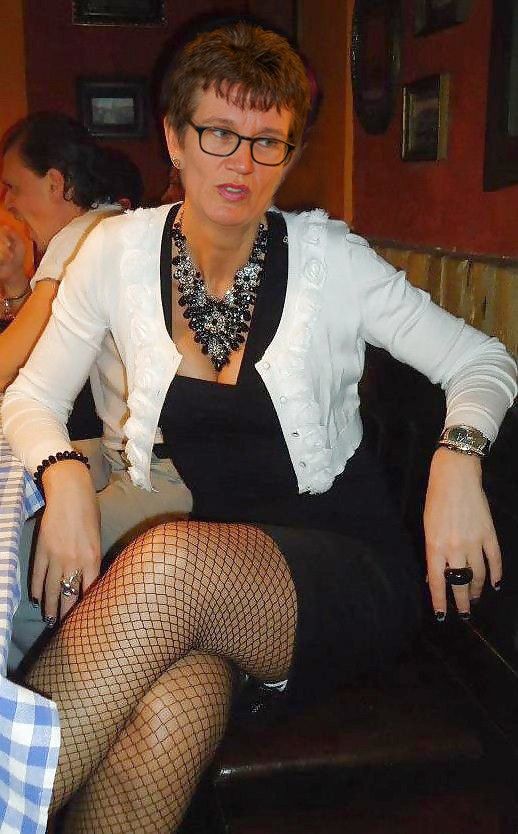 Stockingtops Candid