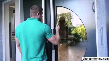 Sexy beauty Bridgette gets stuck between couple Hope and her bf as she gives them sex tips on both of them. Milf babe Bridgette takes him al