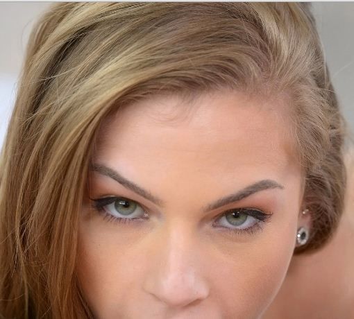Her eyes but deep blue