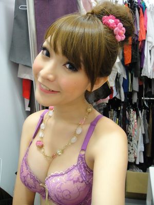 Alicia Liu - very sexy