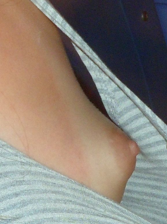 downblouse detail