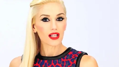 Gwen Stefani -10/69 -5'6''- Songster....Kiss! Kiss!