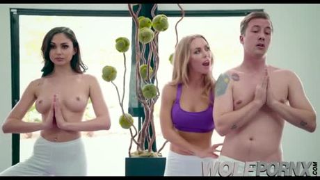 I am very horny I notice that my students so i order to she sucks the cock of her partner