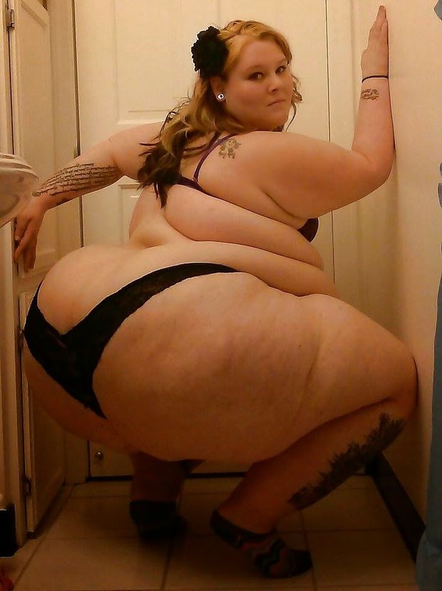 Blonde with MONSTER ass
