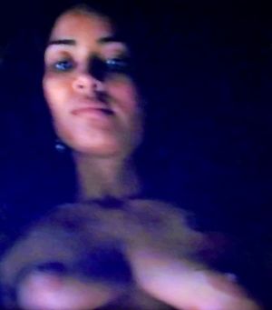 Game of Thrones black Slut topless *roentgen01*