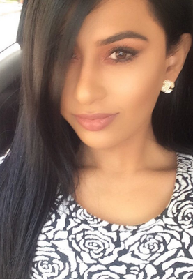 Amelia Maltepe - sexy