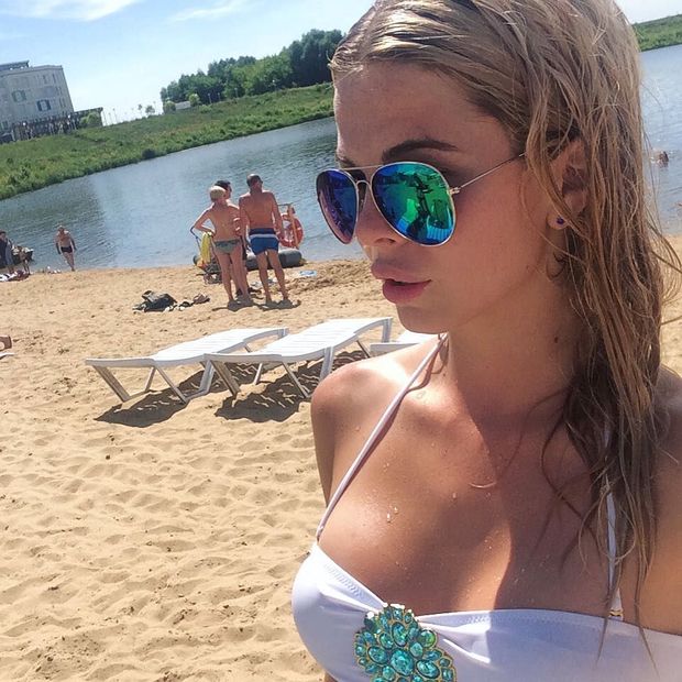 Alisa Dankovskaya - very beautiful - very sexy - beautiful mermaid