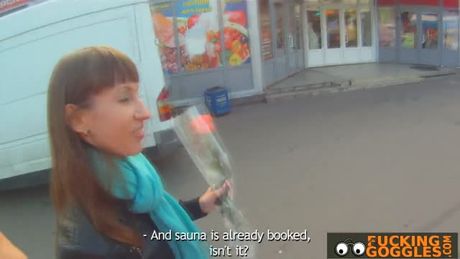 Russian babe sits on guy's face