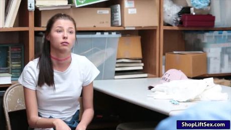 Cute teen theft screwed by LP officer