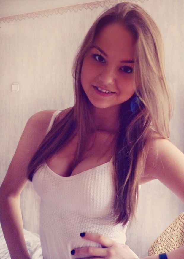 non nude teen