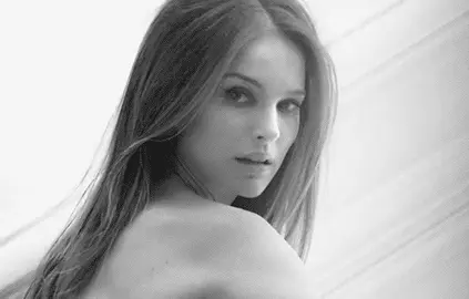 Natalie Portman  -  Post Baby....Milf!