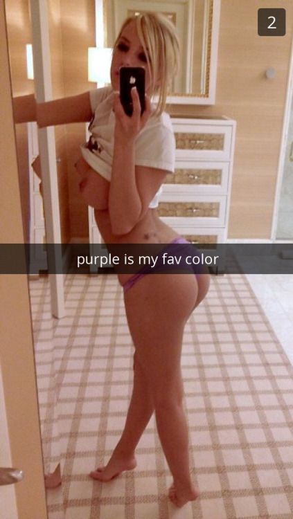 Blonde Booty Snap