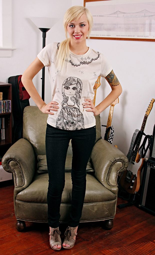 Emma Mae - Hollywood Darkside....Sweet!