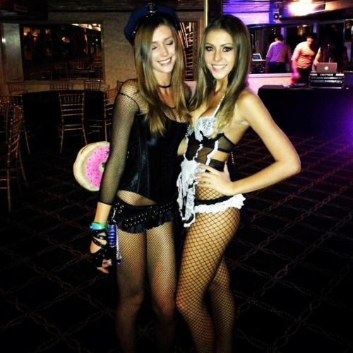 Hot club babes