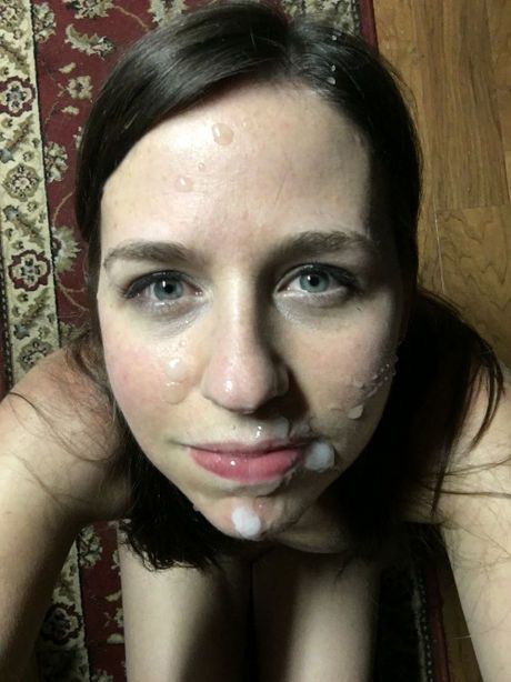 Hottie cum in face