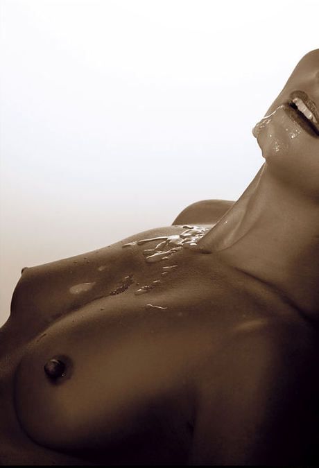Sensual cumshot pic