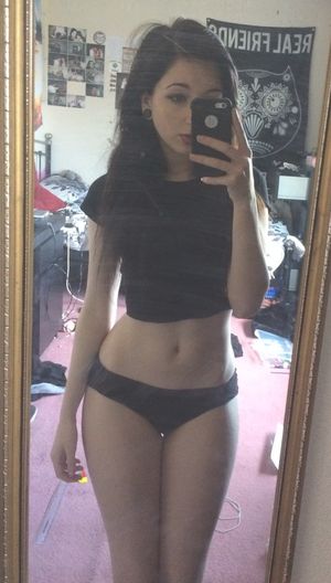 beautiful teen 09098