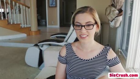 Stepsister Niki Snow gets her hairy cunt pounded hard in POV