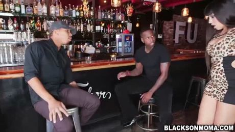 Charming hottie babe Mercedes Carrera wanted large black dick