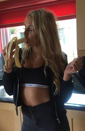 fitness babe banana