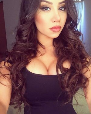 637c481cd0189e963354446b01f15500 There are Sexy Chivers among us (60 Photos)