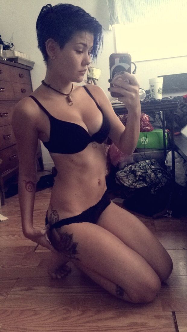 Dara S (teen, selfshot)