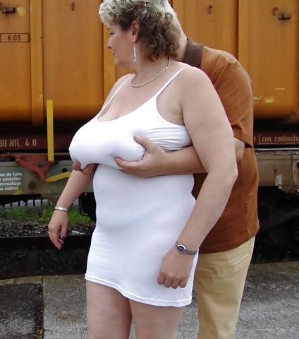 mmm yes Mature tits
